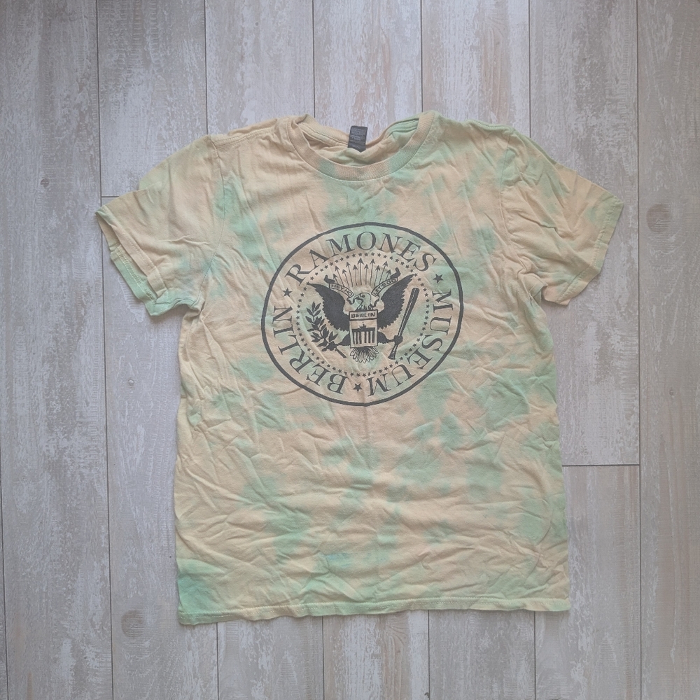 Berlin Museum Graphic Tee